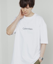 Calvin Klein/カルバンクライン STANDARD LOGO CREWNECK フロントロゴ 半袖Tシャツ メンズ 秋物 秋服 2026年秋冬