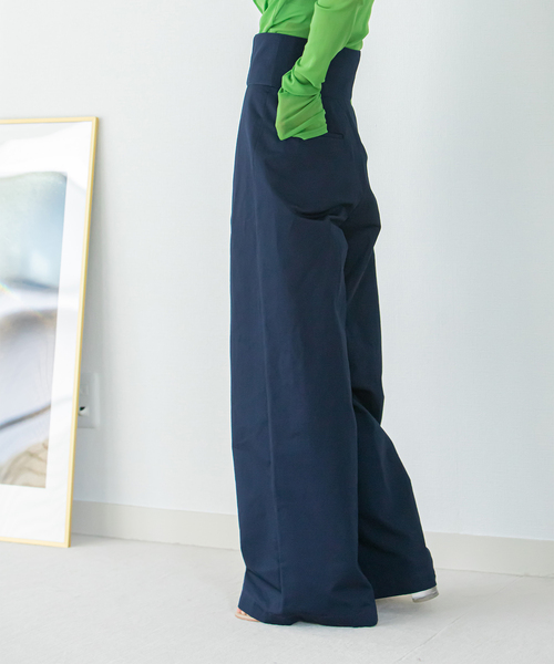 U by SPICK&SPAN(ユーバイスピックアンドスパン)の「ハイウエストチノパンツ(その他パンツ・レディース・ベージュ/ネイビー/レッド・38/36)」の12枚目の写真