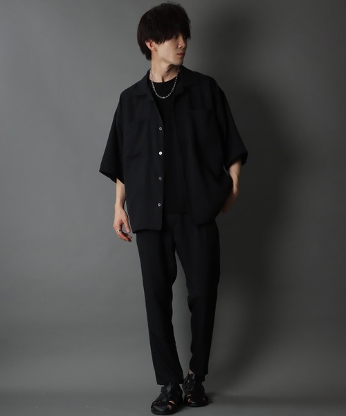 SITRY(シトリー)の「ポリトロ オープンカラー ドレープ ワイド シャツジャケット&テーパードパンツ セットアップ(セットアップ・メンズ・ブラック/カーキ/ブルー・M/L/LL)」の4枚目の写真