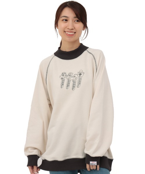 チチカカ（チチカカ）の「PEZ モックネックプルオーバー【WEB・一部店舗限定】【ユニセックス】（スウェット・レディース・チャコールグレー/オフホワイト/オレンジ・MEDIUM/LARGE）」の16枚目の写真