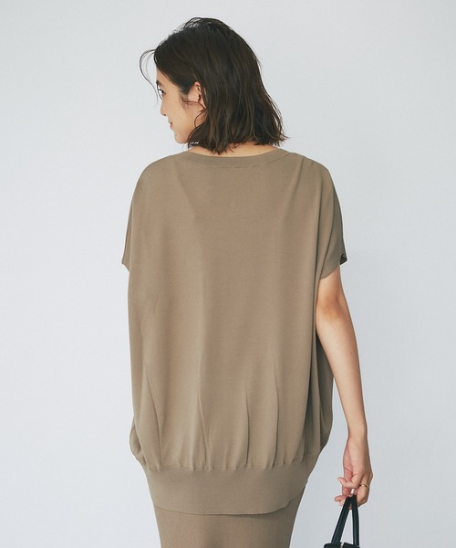 RIVE DROITE（リヴドロワ）の「バックタック浅Vネックニット（ニット/セーター・レディース・チャコールグレー/モカ/パープル・FREE）」の12枚目の写真