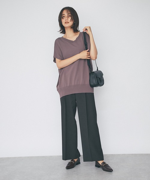 RIVE DROITE（リヴドロワ）の「バックタック浅Vネックニット（ニット/セーター・レディース・チャコールグレー/モカ/パープル・FREE）」の9枚目の写真