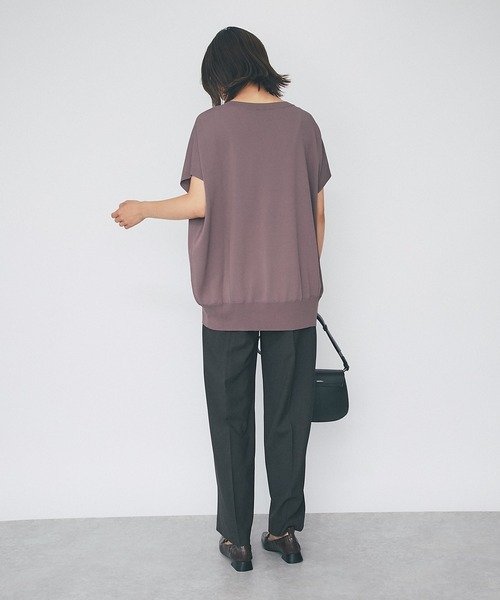 RIVE DROITE（リヴドロワ）の「バックタック浅Vネックニット（ニット/セーター・レディース・チャコールグレー/モカ/パープル・FREE）」の18枚目の写真