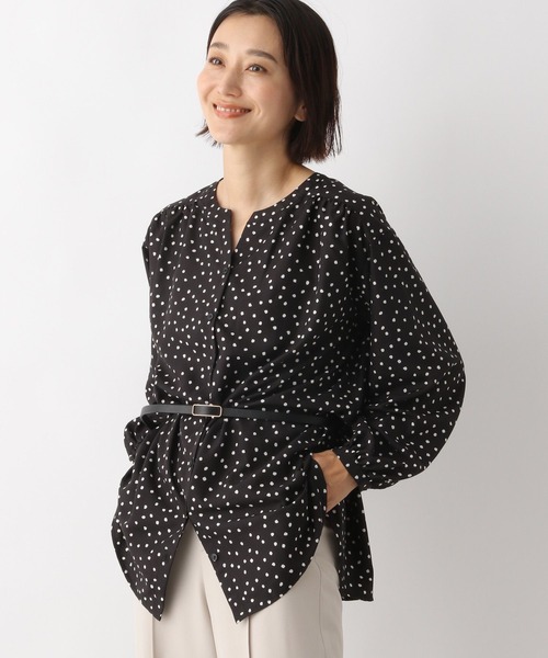 LEPSIM(レプシィム)の「さらキレ*アソートチュニック 299525(シャツ/ブラウス・レディース・チャコールグレー/ライトグレー/オフホワイト/イエロー/ブルー・FREE)」の1枚目の写真