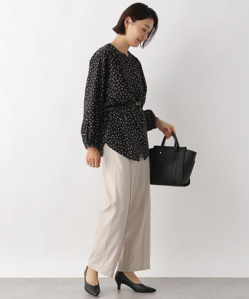 LEPSIM(レプシィム)の「さらキレ*アソートチュニック 299525(シャツ/ブラウス・レディース・チャコールグレー/ライトグレー/オフホワイト/イエロー/ブルー・FREE)」の6枚目の写真