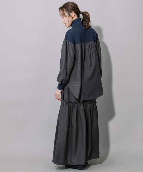 Munich（ミューニック）の「レーヨンポリエステルビエラ×ニットハイネックプルオーバー（シャツ/ブラウス・レディース・ブラック/ベージュ/ネイビー・FREE）」の6枚目の写真