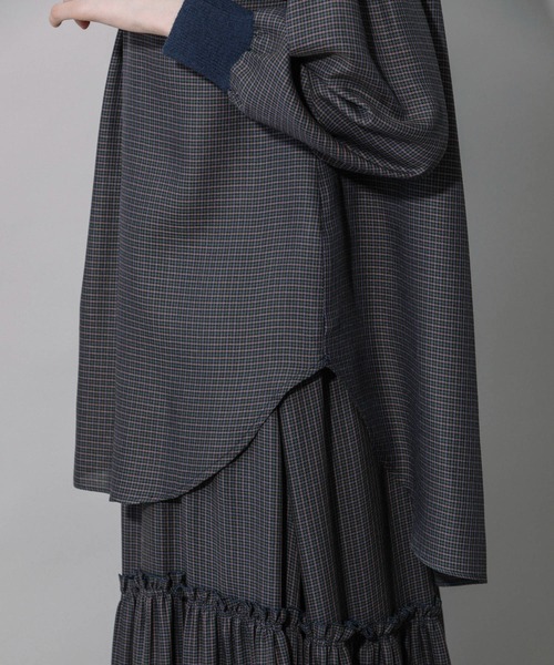 Munich（ミューニック）の「レーヨンポリエステルビエラ×ニットハイネックプルオーバー（シャツ/ブラウス・レディース・ブラック/ベージュ/ネイビー・FREE）」の13枚目の写真