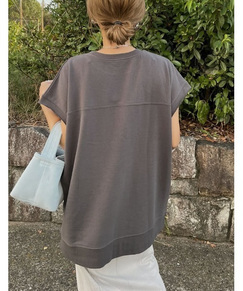 Re:EDIT（リエディ）の「裏毛カレッジロゴノースリーブスウェットプルオーバー（スウェット・レディース・ホワイト/オートミール/グリーン/チャコールグレー・MEDIUM/LARGE）」の11枚目の写真