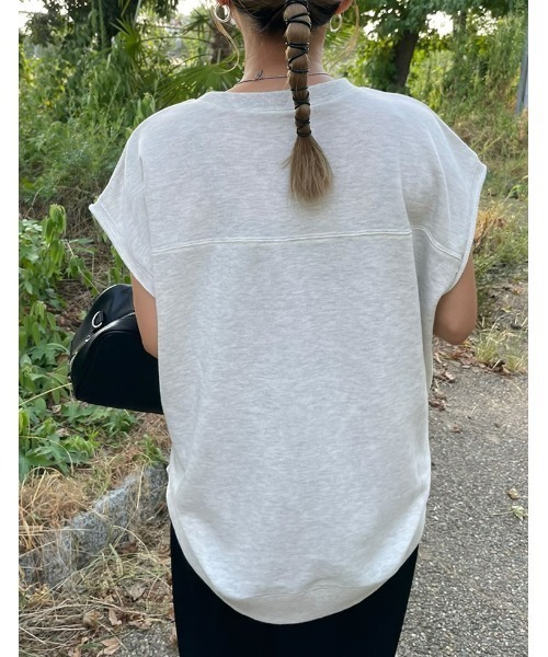 Re:EDIT（リエディ）の「裏毛カレッジロゴノースリーブスウェットプルオーバー（スウェット・レディース・ホワイト/オートミール/グリーン/チャコールグレー・MEDIUM/LARGE）」の9枚目の写真