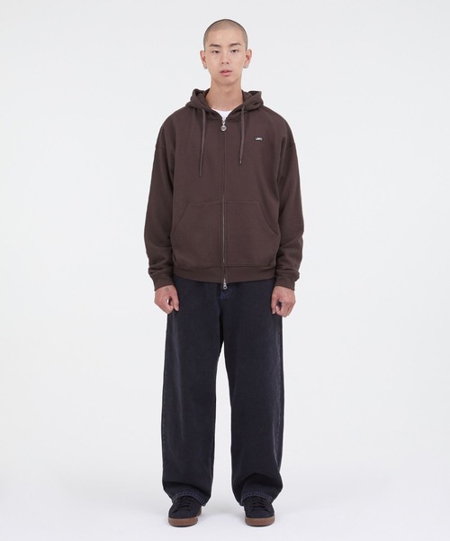 77256601_13