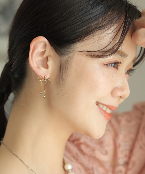 PourVous（プールヴー）の「パール 付きリボンチェーンイヤリング＆ピアス 結婚式 同窓会 オケージョン 二次会 （イヤリング・レディース・B/A・FREE）」の9枚目の写真