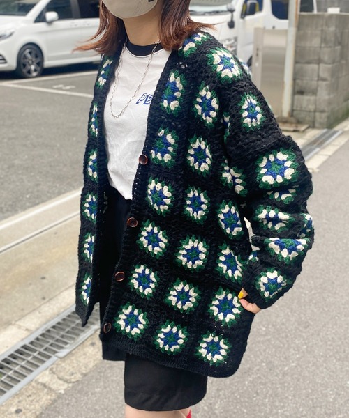 CPCM◆クロシェニット カーディガン(厚手)/ウール/BLK/花柄 CPCM（シーピーシーエム）の「クロシェ編みカーディガン