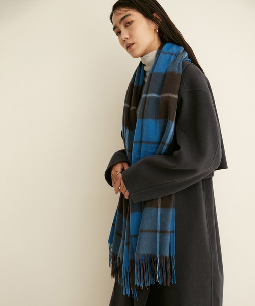 SALON adam et rope'(サロン アダム エ ロペ)の「カシミヤストール /無地・チェック(ストール/ショール・レディース・ベージュ/ホワイト/ブラック系その他/グレー/グレー系その他/ブルー系その他4・FREE)」の19枚目の写真