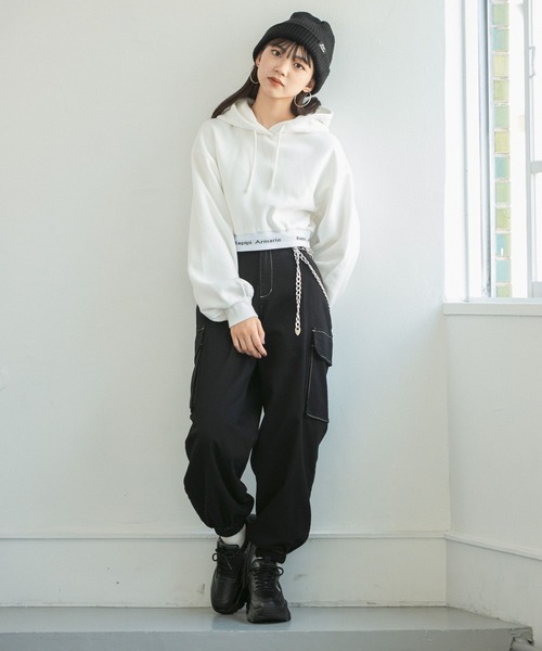 repipi armario（レピピ アルマリオ）の「【裏起毛】スソロゴショートパーカー（パーカー・キッズ・グレー/ホワイト/ブラック/グリーン・SMALL/LARGE/MEDIUM）」の6枚目の写真