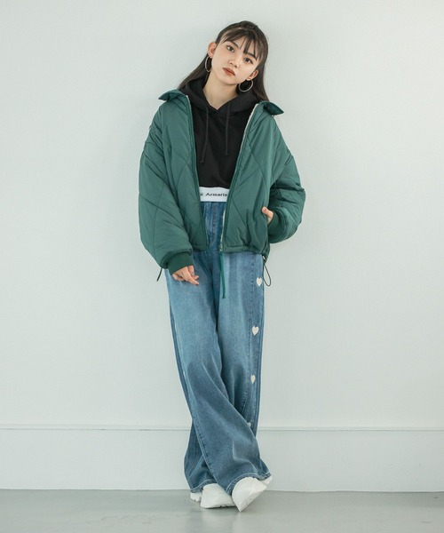 repipi armario（レピピ アルマリオ）の「【裏起毛】スソロゴショートパーカー（パーカー・キッズ・グレー/ホワイト/ブラック/グリーン・SMALL/LARGE/MEDIUM）」の9枚目の写真