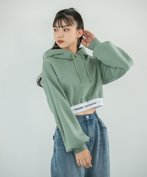 repipi armario（レピピ アルマリオ）の「【裏起毛】スソロゴショートパーカー（パーカー・キッズ・グレー/ホワイト/ブラック/グリーン・SMALL/LARGE/MEDIUM）」の20枚目の写真