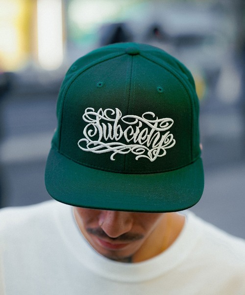 Subciety（サブサエティ）の「SNAP BACK CAP -EMOTION-（キャップ・メンズ・ブラック×ホワイト/グリーン/ブラック×ブラック・FREE）」の3枚目の写真