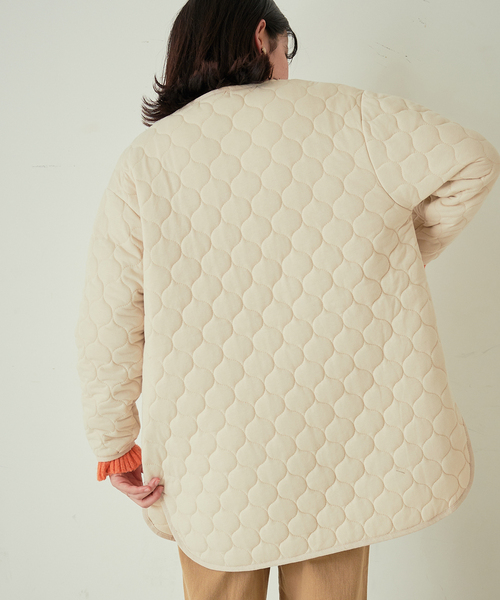 KANGOL EXTRA COMFORT(カンゴールエクストラコンフォート)の「キルトラウンドヘムコート(ノーカラーコート・レディース・ブラック/ベージュ/カーキ/ネイビー・M/L/LL)」の8枚目の写真