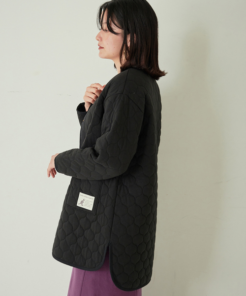 KANGOL EXTRA COMFORT(カンゴールエクストラコンフォート)の「キルトラウンドヘムコート(ノーカラーコート・レディース・ブラック/ベージュ/カーキ/ネイビー・M/L/LL)」の12枚目の写真