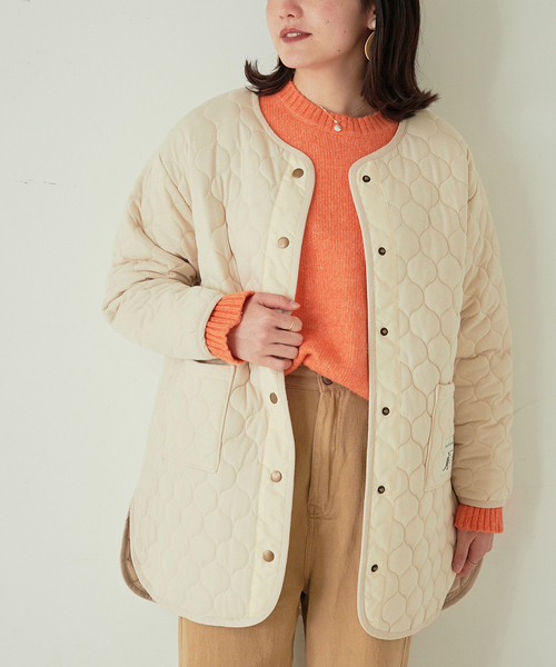 KANGOL EXTRA COMFORT(カンゴールエクストラコンフォート)の「キルトラウンドヘムコート(ノーカラーコート・レディース・ブラック/ベージュ/カーキ/ネイビー・M/L/LL)」の2枚目の写真