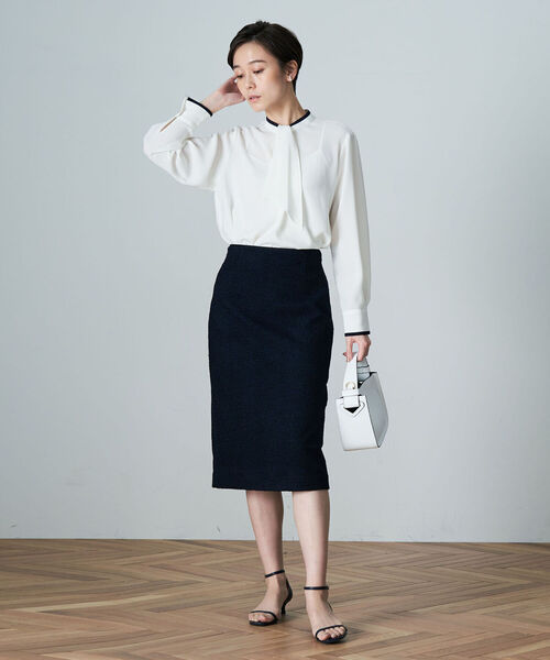 NOLLEY’S(ノーリーズ)の「ボウタイ風2WAYブラウス(シャツ/ブラウス・レディース・ホワイト系その他6/ホワイト系その他4/ホワイト系その他5/ライトブルー/オフホワイト・38/36)」の6枚目の写真