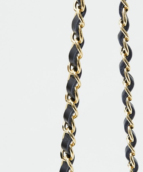 AULENTTI（オウレンティ）の「【AULENTTI/オウレンティ】バニティーバッグ（ショルダーバッグ・レディース・ブラック・フリー）」の11枚目の写真