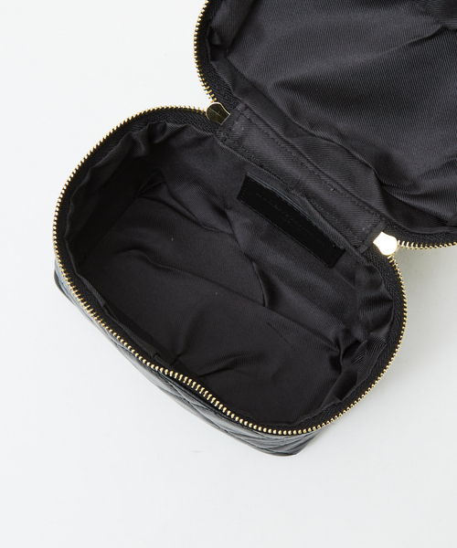 AULENTTI（オウレンティ）の「【AULENTTI/オウレンティ】バニティーバッグ（ショルダーバッグ・レディース・ブラック・フリー）」の12枚目の写真