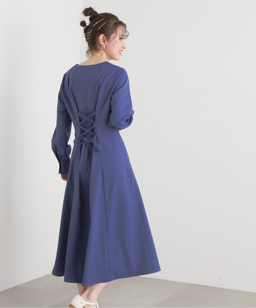 N.（N. Natural Beauty Basic）（エヌエヌナチュラルビューティーベーシック）の「【S Size Line】◆ウエストタックキーネックワンピース（ワンピース・レディース・ベージュ/ブラック系その他/ブルー/オフホワイト・SMALL/MEDIUM）」の4枚目の写真