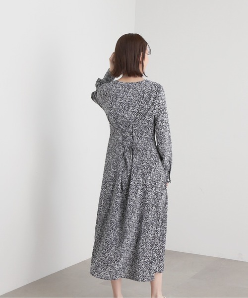 N.（N. Natural Beauty Basic）（エヌエヌナチュラルビューティーベーシック）の「【S Size Line】◆ウエストタックキーネックワンピース（ワンピース・レディース・ベージュ/ブラック系その他/ブルー/オフホワイト・SMALL/MEDIUM）」の20枚目の写真