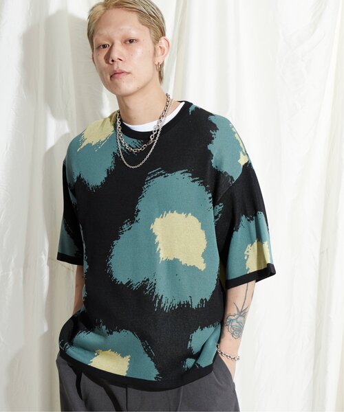 【セール】フラワーペイントニットＴシャツ 総柄/サマーニット/ニットソー（Tシャツ/カットソー）｜NO NEED（ノーニード）