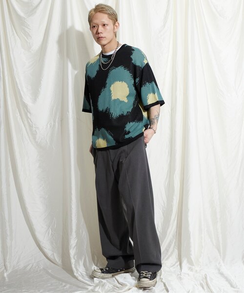 【セール】フラワーペイントニットＴシャツ 総柄/サマーニット/ニットソー（Tシャツ/カットソー）｜NO NEED（ノーニード）