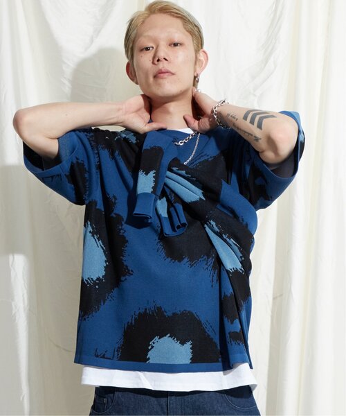 【セール】フラワーペイントニットＴシャツ 総柄/サマーニット/ニットソー（Tシャツ/カットソー）｜NO NEED（ノーニード）