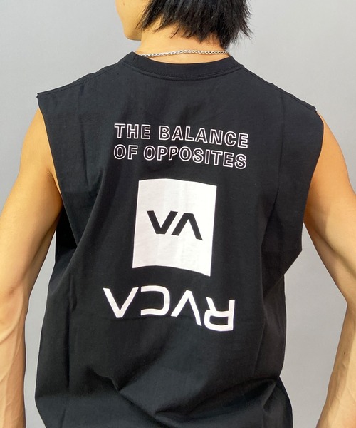 RVCA(ルーカ)の「RVCA/ルーカ ルーズシルエット バックプリントタンクトップ/ノースリーブTシャツ BD041-P24(タンクトップ・メンズ・スミクロ/ホワイト/サンドベージュ・M/XL/L)」の2枚目の写真