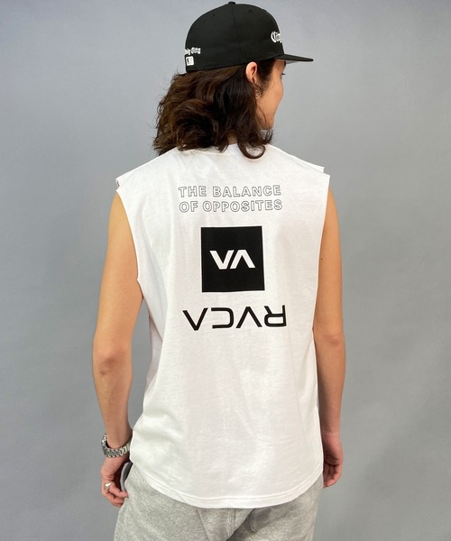 RVCA(ルーカ)の「RVCA/ルーカ ルーズシルエット バックプリントタンクトップ/ノースリーブTシャツ BD041-P24(タンクトップ・メンズ・スミクロ/ホワイト/サンドベージュ・M/XL/L)」の4枚目の写真