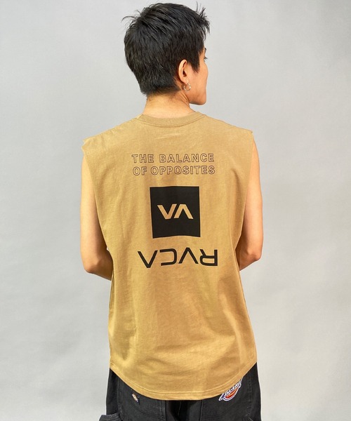 RVCA(ルーカ)の「RVCA/ルーカ ルーズシルエット バックプリントタンクトップ/ノースリーブTシャツ BD041-P24(タンクトップ・メンズ・スミクロ/ホワイト/サンドベージュ・M/XL/L)」の12枚目の写真