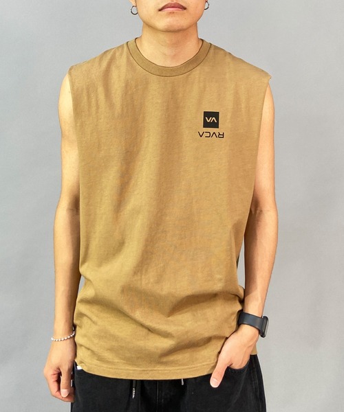 RVCA(ルーカ)の「RVCA/ルーカ ルーズシルエット バックプリントタンクトップ/ノースリーブTシャツ BD041-P24(タンクトップ・メンズ・スミクロ/ホワイト/サンドベージュ・M/XL/L)」の14枚目の写真