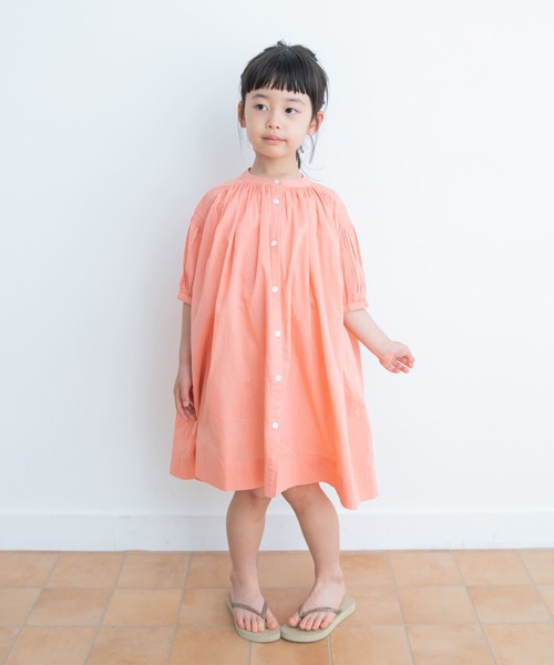 URBAN RESEARCH DOORS（アーバンリサーチドアーズ）の「『親子リンク』コットンボイルギャザーワンピース(KIDS)（ワンピース・キッズ・ピンク系その他/ネイビー/パープル系その他・105/135/120）」の9枚目の写真