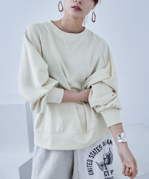 Fashion Letter(ファッションレター)の「バルーン袖 裏毛スウェット プルオーバー(スウェット・レディース・ブラック/カーキ/ブルー/アイボリー・M)」の3枚目の写真