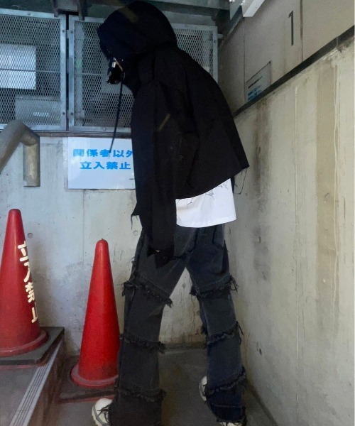 XU（エックスユー）の「ストリートファッション XU エックスユー crop hood zip jacket ジップアップジャケット オーバーサイズジャケット フードジャケット（ミリタリージャケット・メンズ・ブラック/カーキ・ONE SIZE）」の6枚目の写真