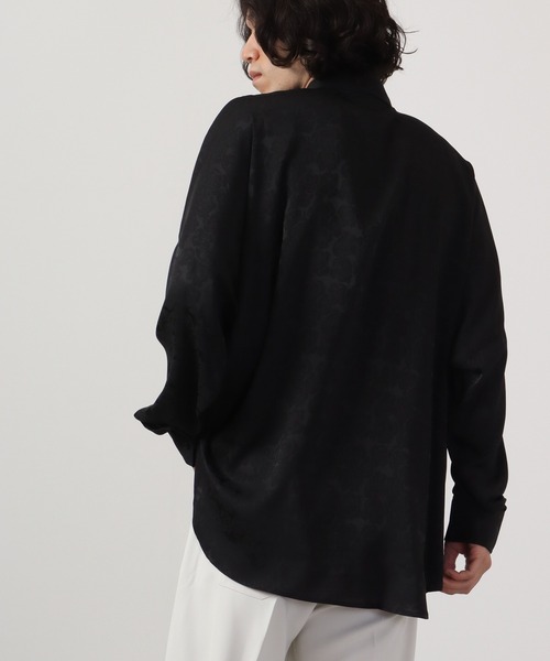 REGIEVO(レジエボ)の「Loose jacquard long sleeve shirt with chain / チェーン付き ルーズ ジャガード 長袖シャツ(シャツ/ブラウス・メンズ・ブラック/オフホワイト・L/M)」の22枚目の写真