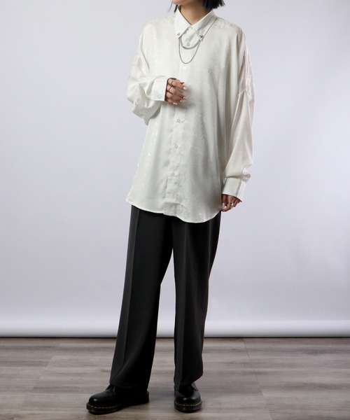 REGIEVO(レジエボ)の「Loose jacquard long sleeve shirt with chain / チェーン付き ルーズ ジャガード 長袖シャツ(シャツ/ブラウス・メンズ・ブラック/オフホワイト・L/M)」の17枚目の写真