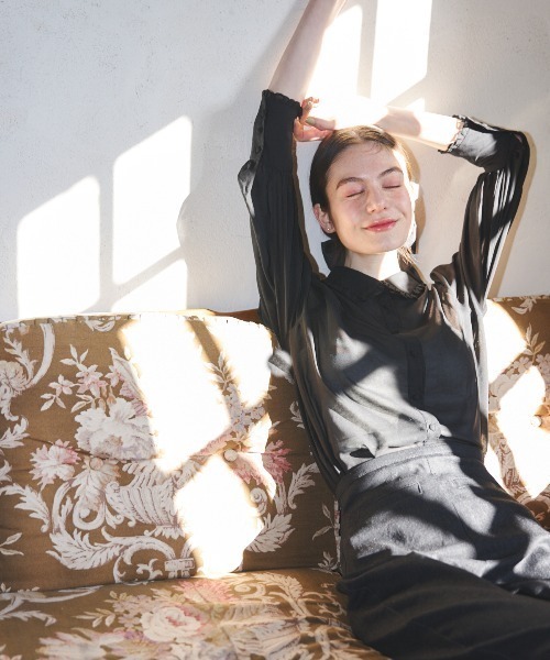 MIRO AMURETTE（ミロアミュレット）の「square collar chiffon blouse/シフォンブラウス（シャツ/ブラウス・レディース・ホワイト/ブラック・FREE）」の17枚目の写真