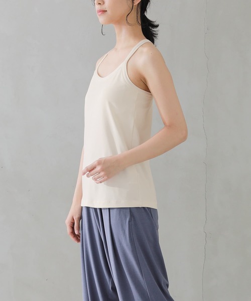 osharewalker(オシャレウォーカー)の「【廃盤】『バッククロスブラトップ』(ラッシュガード・レディース・ブラック/アイボリー/モカ・M/L/LL)」の14枚目の写真