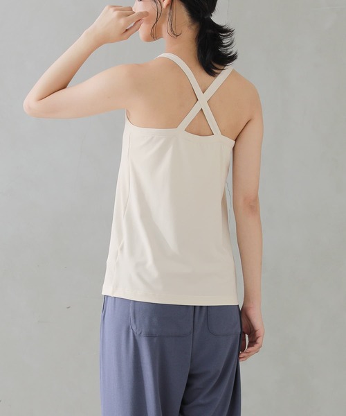 osharewalker(オシャレウォーカー)の「【廃盤】『バッククロスブラトップ』(ラッシュガード・レディース・ブラック/アイボリー/モカ・M/L/LL)」の16枚目の写真