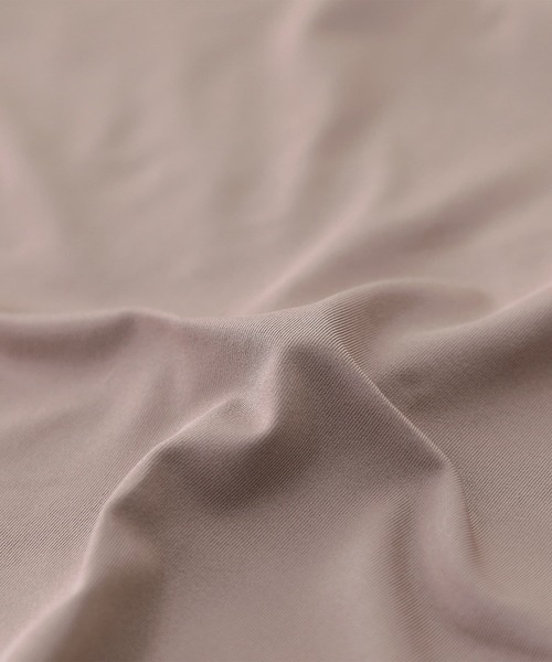 osharewalker(オシャレウォーカー)の「【廃盤】『バッククロスブラトップ』(ラッシュガード・レディース・ブラック/アイボリー/モカ・M/L/LL)」の17枚目の写真