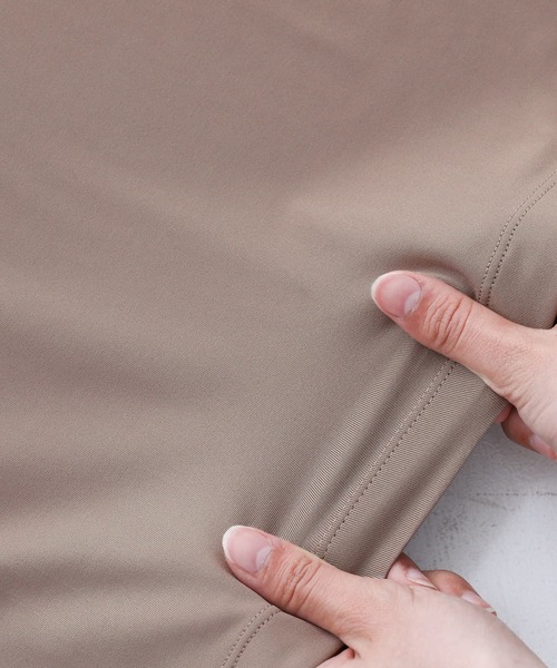 osharewalker(オシャレウォーカー)の「【廃盤】『バッククロスブラトップ』(ラッシュガード・レディース・ブラック/アイボリー/モカ・M/L/LL)」の18枚目の写真