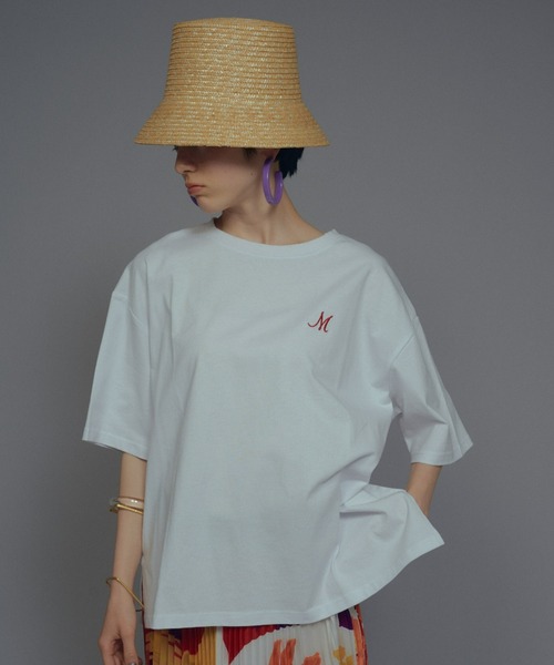 manana suerte(マニャーナスエルテ)の「オーバーサイズM刺繍Tシャツ(Tシャツ/カットソー・レディース・ホワイト/ブラック/グレー・FREE)」の14枚目の写真