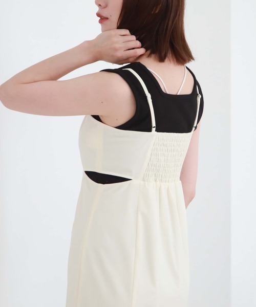 archives(アルシーヴ)の「サイドスリットナイロンキャミワンピース(ワンピース・レディース・ブラック/アイボリー/ブルーグレー・MEDIUM)」の12枚目の写真