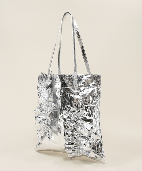 styiro(スタイロ)の「再入荷 【軽量】カオスフリルビッグトートバッグ 大容量(トートバッグ・レディース・シルバー/ブラック/ベージュ系その他/ブルー/イエロー/アイボリー/グレー/オレンジ・FREE)」の17枚目の写真