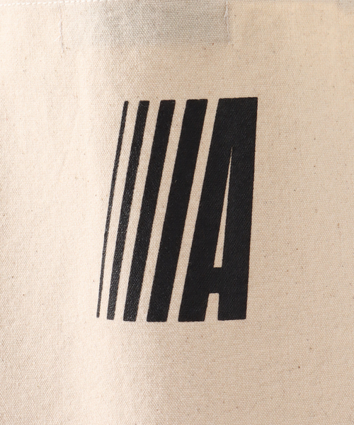 JOURNAL STANDARD（ジャーナルスタンダード）の「【ADASTRA /アダストラ】M Logo Tote Bag（トートバッグ・メンズ・アイボリー・FREE）」の8枚目の写真